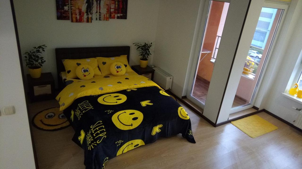 Positive Smile Studio Apartment In The Colorful Comfort Town Residental Complex. Kt-06. Κίεβο Εξωτερικό φωτογραφία