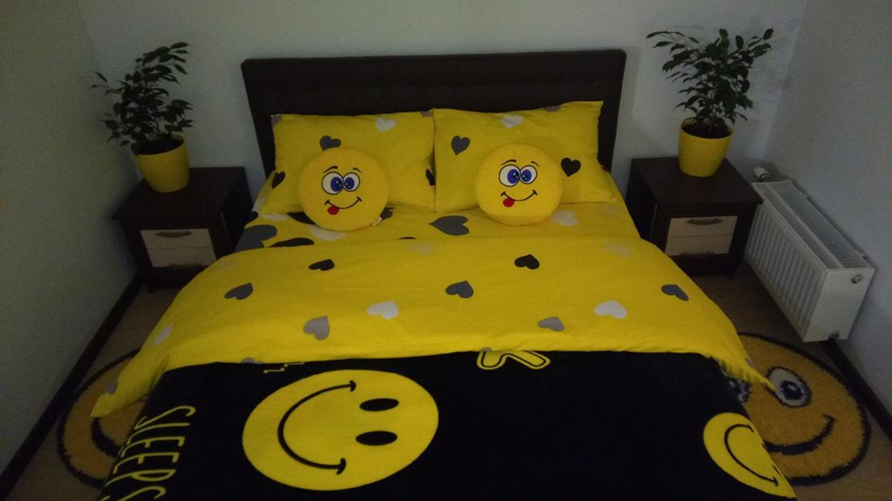 Positive Smile Studio Apartment In The Colorful Comfort Town Residental Complex. Kt-06. Κίεβο Εξωτερικό φωτογραφία