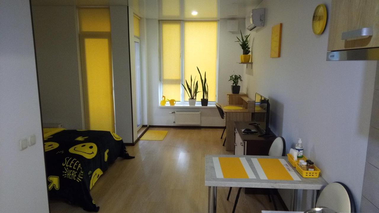 Positive Smile Studio Apartment In The Colorful Comfort Town Residental Complex. Kt-06. Κίεβο Εξωτερικό φωτογραφία